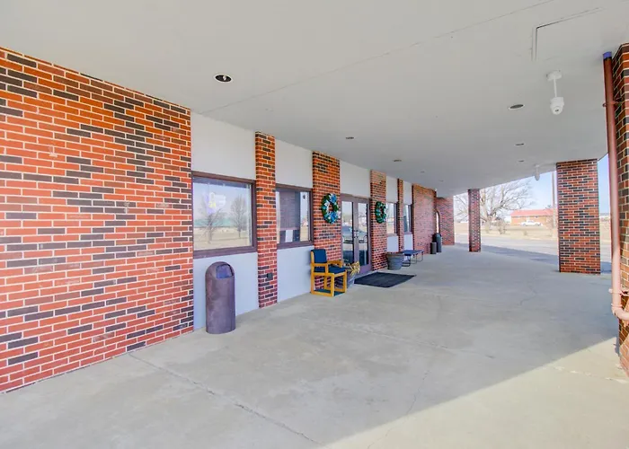 Oyo Malden Airport Inn